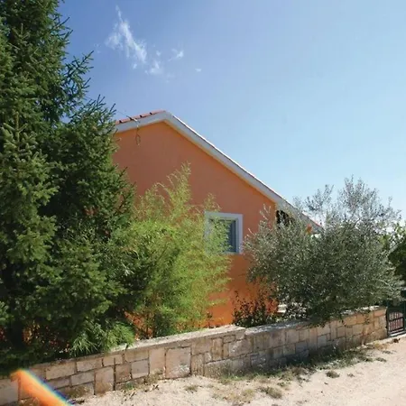 Apartment Fuer 8 Personen Ca 100 Qm In Peruski, Istrien Bucht Von Rasa